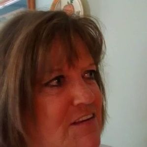 Meet your Posher, Lynette